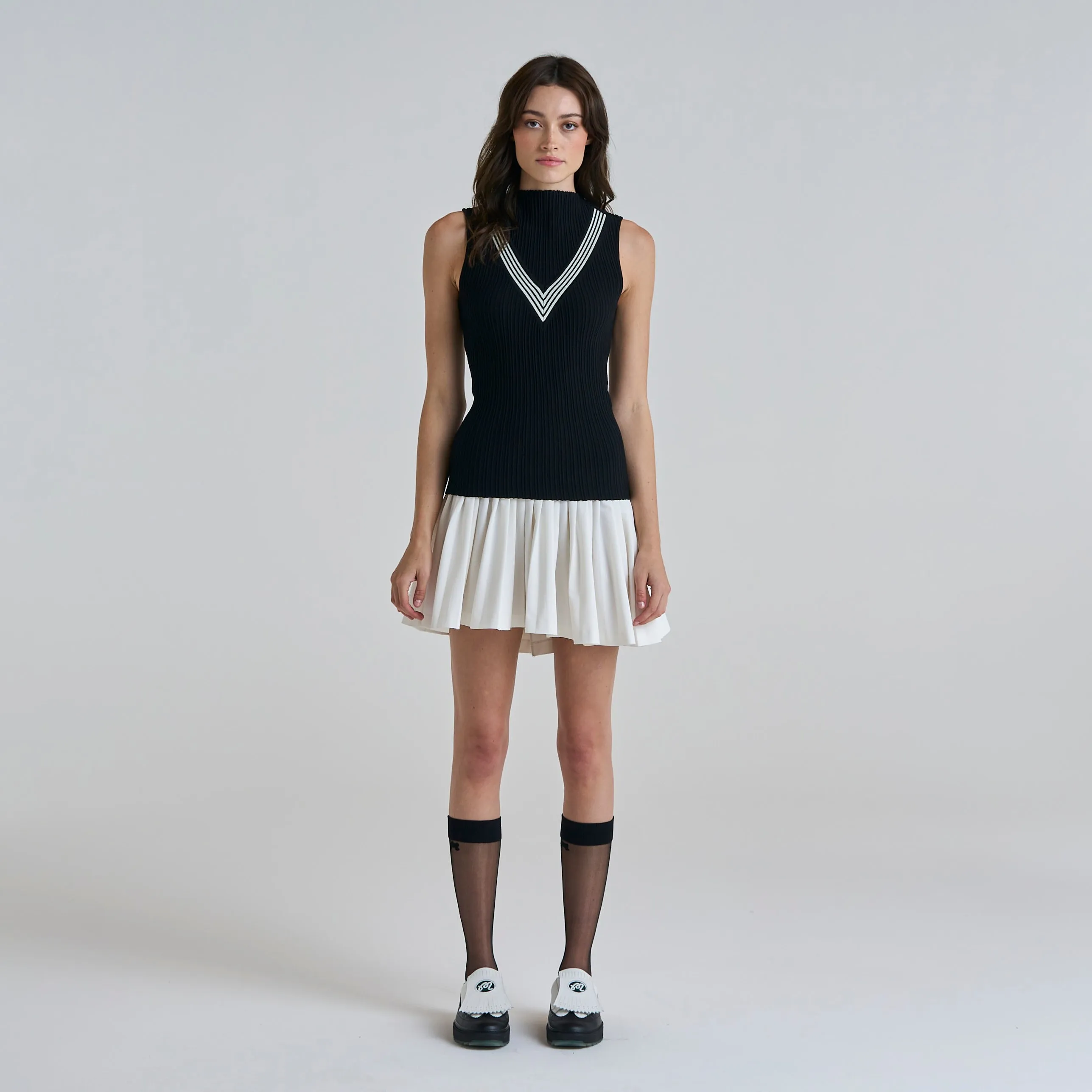 ACE SLEEVELESS MOCKNECK