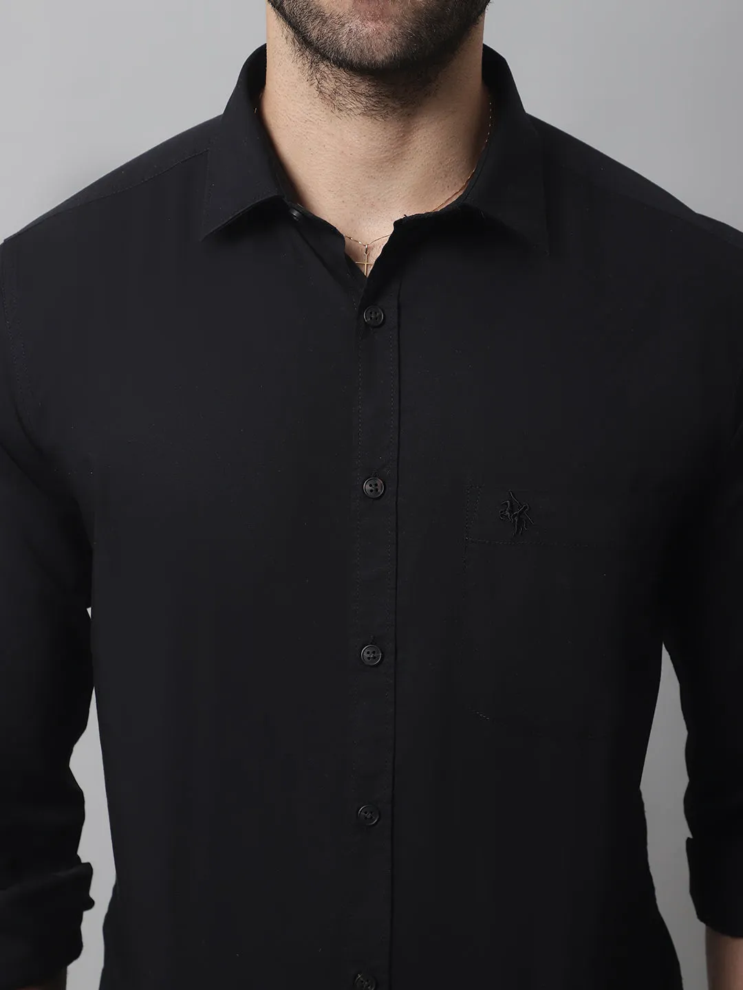 Cantabil Cotton Blend Solid Black Full Sleeve Casual Shirt for Men with Pocket